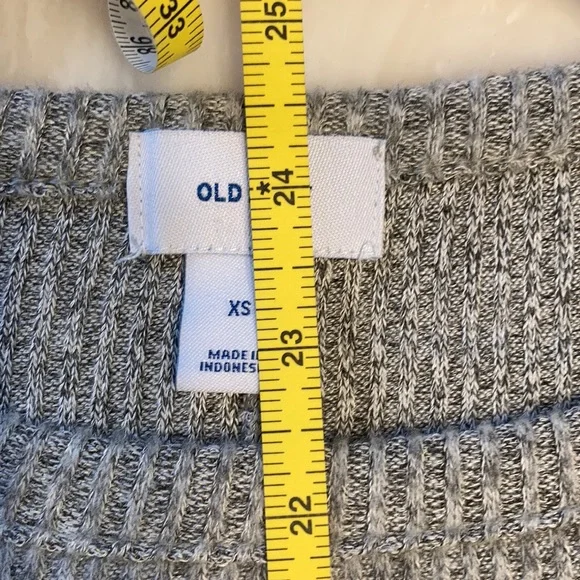 Old Navy Henley TOP long sleeve powder gray super SOFT NWT extra small - Picture 5 of 8